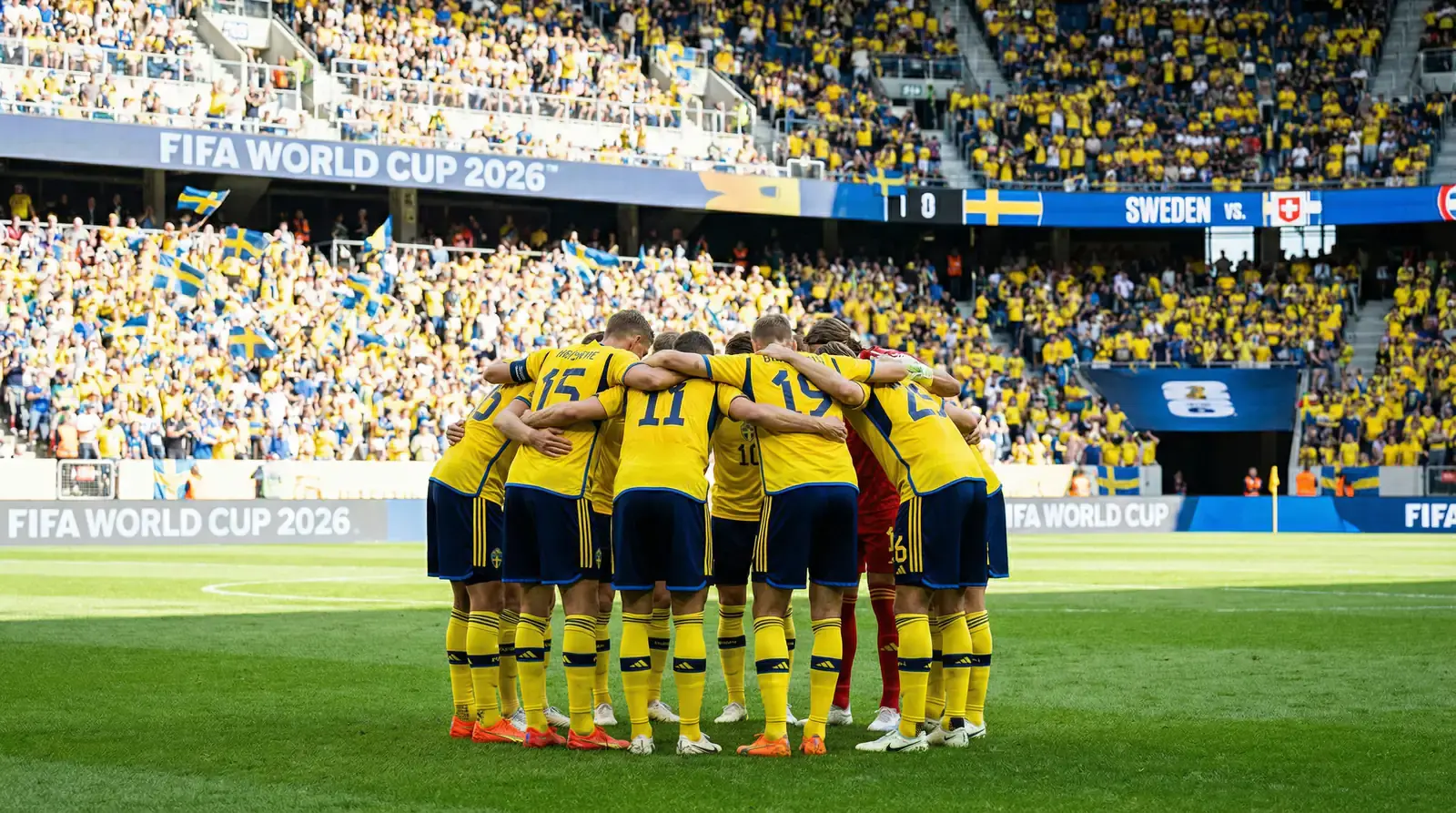 Alexander Isak og det svenske landshold Blågult på fodboldbanen